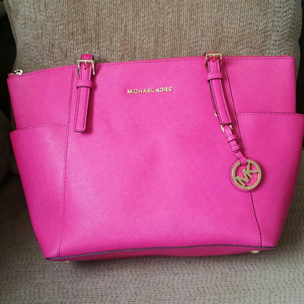 ***SOLD*** MK PURSE